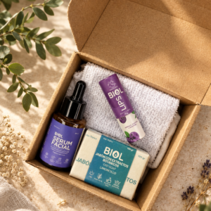 Kit Belleza Natural BIOL: jabón facial, sérum facial y barra labial